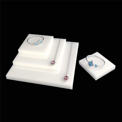 Blocs acryliques de bureau de supports de collier d'affichage de bijoux de mode moderne
