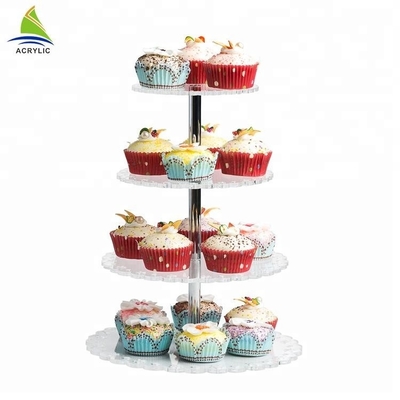 Autour de 4 présentoirs acryliques de dessert d'affichage de gâteau de Crylic de rangée pour le stockage