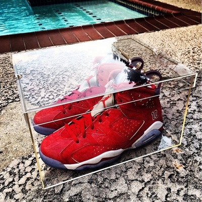 Grande boîte de présentation acrylique promotionnelle d'espadrille pour la vitrine acrylique d'espadrille de Nike