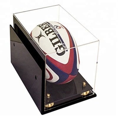 Surface douce acrylique commerciale de boîte de présentation de boule de rugby de sports de boîte de présentation avec la base