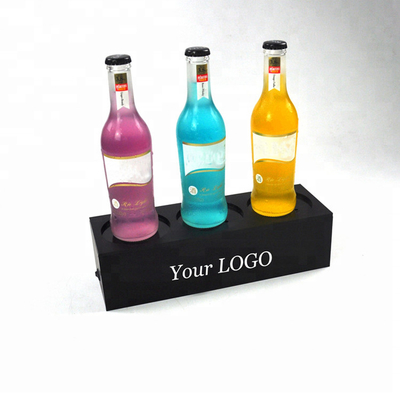 Affichage 3 de bouteille de boisson alcoolisée mené par plexiglass fait sur commande - la bouteille a mené le support acrylique de vin