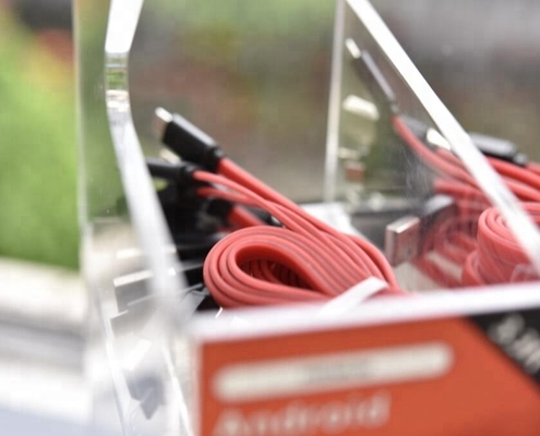Présentoir accessoire de téléphone portable acrylique pour le polonais en cristal de câble d'Usb